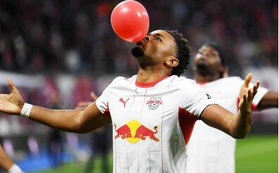Leipzig, evinde Frankfurt'u dağıttı!