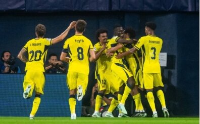 Villarreal, Napoli'yi devirdi! 3 gollü zafer