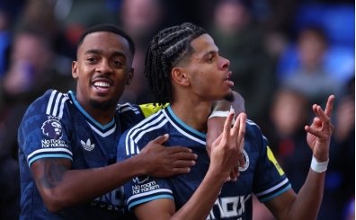 Newcastle United, Crystal Palace'� iki golle y�kt�