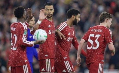 Liverpool, penalt�larla �eyrek final biletini kapt�