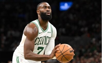 Pelicans, Jaylen Brown i�in dev takas haz�rl���nda