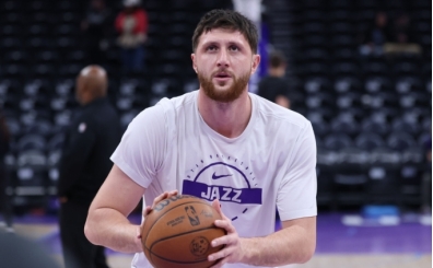 Jusuf Nurkic sezonu kapatt�