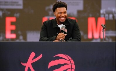 Kyle Lowry, Raptors formas�yla NBA'den emekli oldu