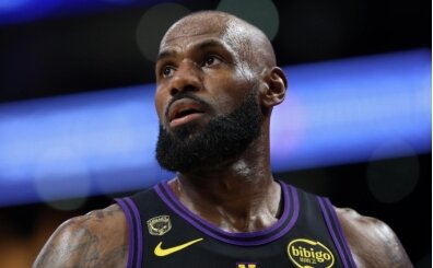 Lakers, LeBron James'e hen�z resmi s�zle�me teklifi yapmad�