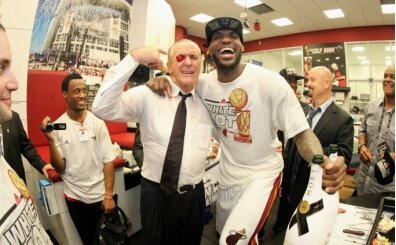 Pat Riley, LeBron'un karar�n� sab�rla bekliyor: 'Her g�n aram�yorum'