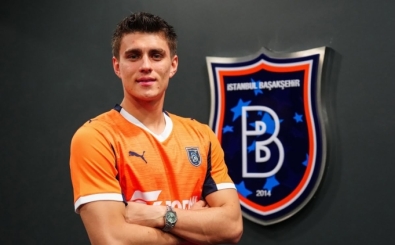 Galatasaray'da tepki �eken ayr�l�k!