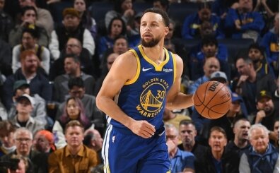 Curry, devam eden diz sakatl��� nedeniyle en az 5 ma� daha yok