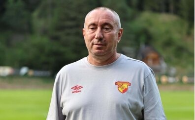 Stanimir Stoilov: 1 ya da 2 transferi kampa yetiştireceğiz