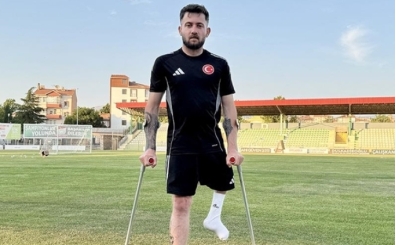 Ampute milli futbolcu �mer G�lery�z, Wisla Krakow'a transfer oldu