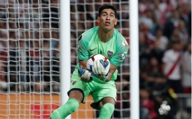 Rakibine yumruk atan Arjantinli kaleci Andrada'ya rekor ceza!