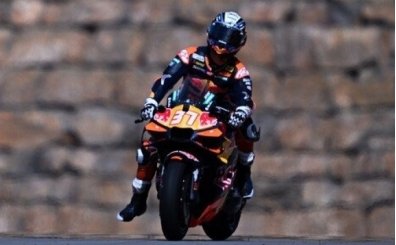 MotoGP'de Malezya sprintinin kazanan� Pedro Acosta