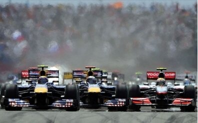 Formula 1'de Bahreyn ve Suudi Arabistan yar��lar� iptal