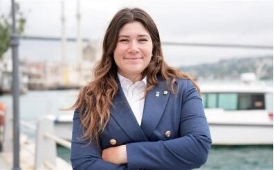 Milli yelkenci Derin Atakan'dan Gen�ler D�nya �ampiyonas�'nda g�m�� madalya