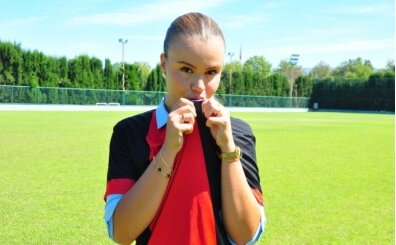 Zeynep Mestan: 'T�rk futbolunda kad�nlar daha fazla yer almal�'