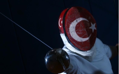 Türk eskrimi 2025'i 128 madalyayla kapattı