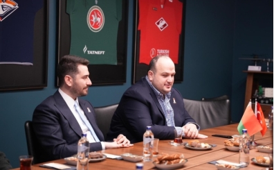 Buz hokeyinde T�rkiye-Belarus i� birli�i