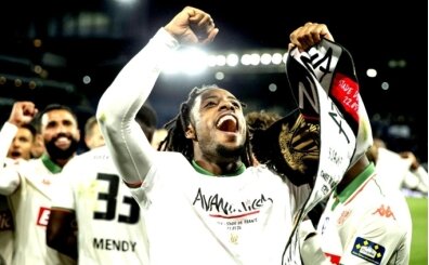 Be�ikta�'ta Elye Wahi harekat�