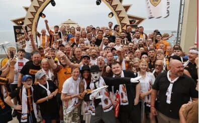 Acun Il�cal�, Hull City taraftarlar�yla Antalya'da bulu�tu!