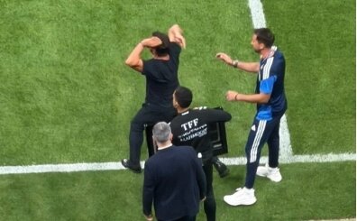 Emre Belözoğlu saha kenarında çılgına döndü!