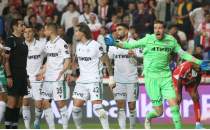 Konyaspor'dan penaltı tepkisi: 'Bizi aşağıya çekiyorlar!'